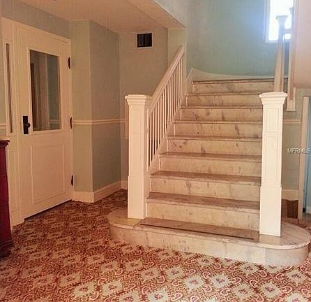3rd image of 1221 N Palm Ave APT 104