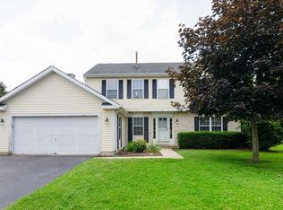 1505 Tartans Ct, Dundee, IL 60118