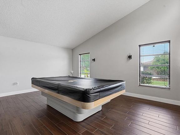 5th image of 107 ELM SQUARE S