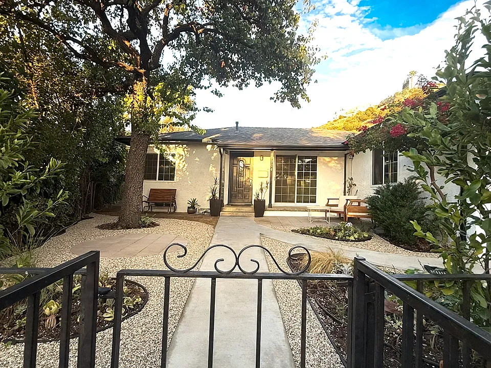 8304 Outland View Dr