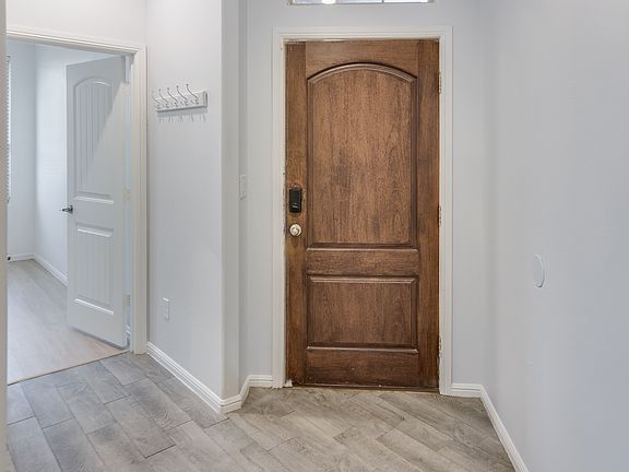 4th image of 6909 Capstone Rd