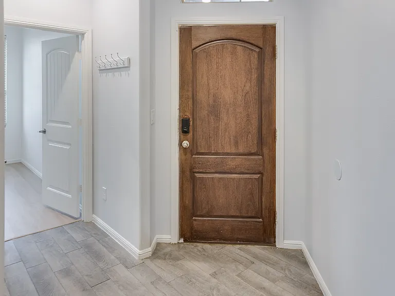 6909 Capstone Rd — Photo 4