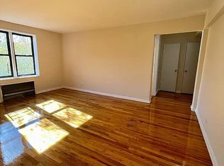 141-20 85th Rd #3C, Jamaica, NY 11435