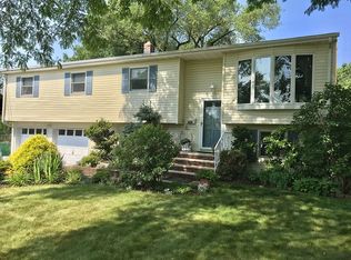 528 East Rd, Belford, NJ 07718