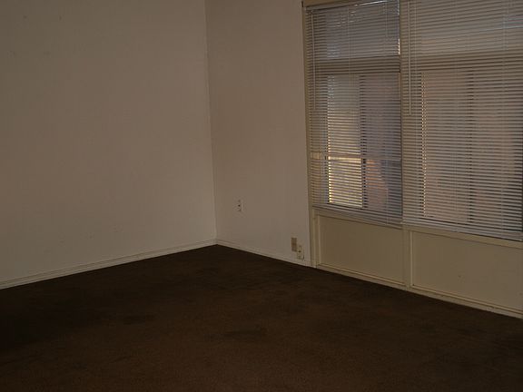2nd image of 4633 Mildred Dr