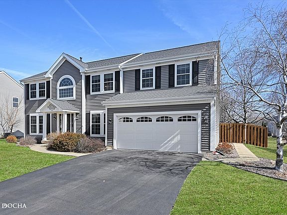 2nd image of 420 Raintree Dr