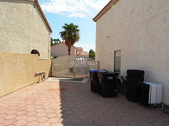 3rd image of 1518 Cliff Branch Dr
