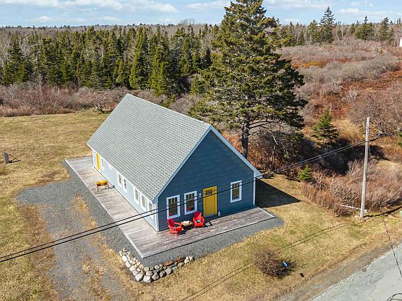 3rd image of 109 Stonehurst Rd