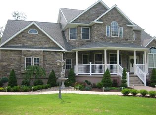 214 Sands Rd, Middletown, NY 10941