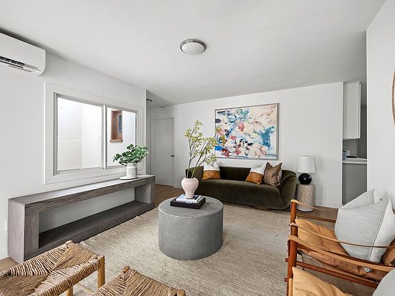 2nd image of 1510 W 52nd St #1510