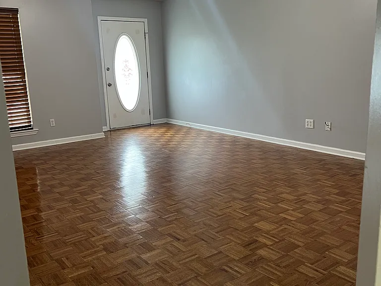 412 Fulton Dr — Photo 28