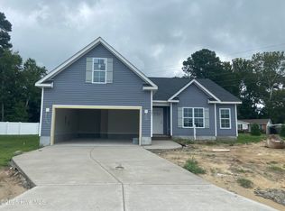 701 Oleander Dr, Greenville, NC 27858