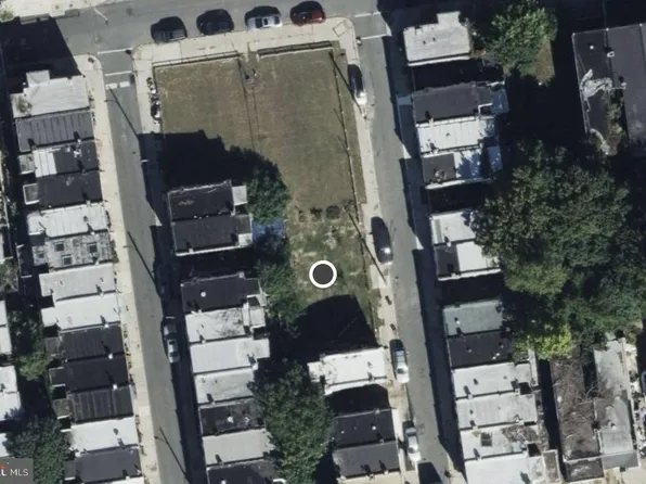 1114 N State St, Philadelphia, PA 19104