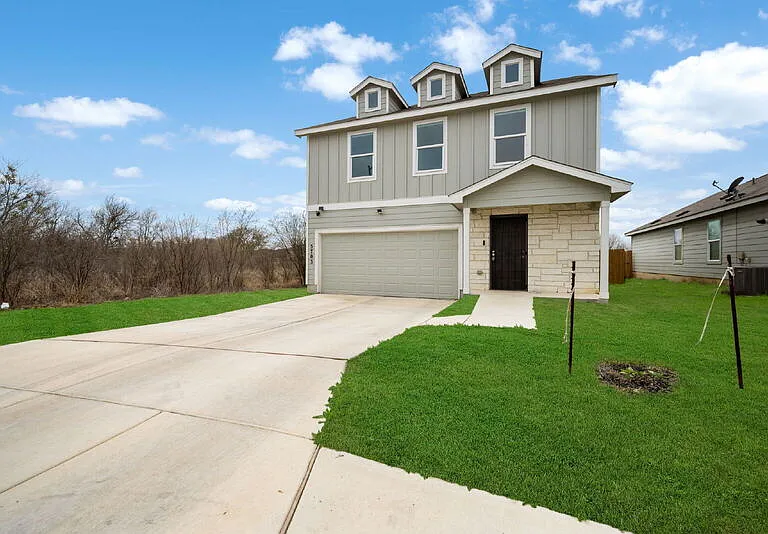 5703 Dewberry Run — Photo 2