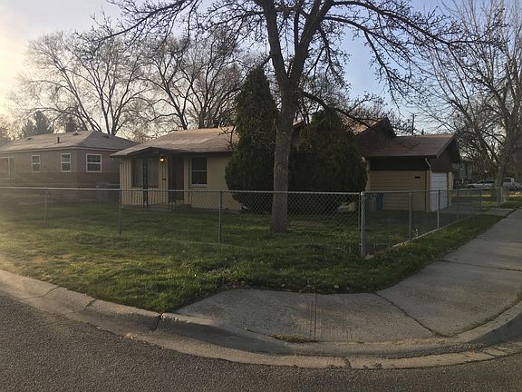 CORNER LOT