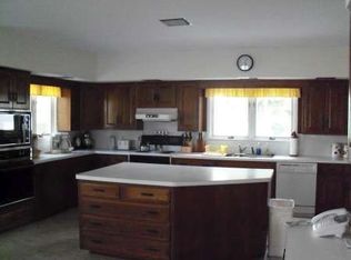 2160 E Shore Dr, Culver, IN 46511