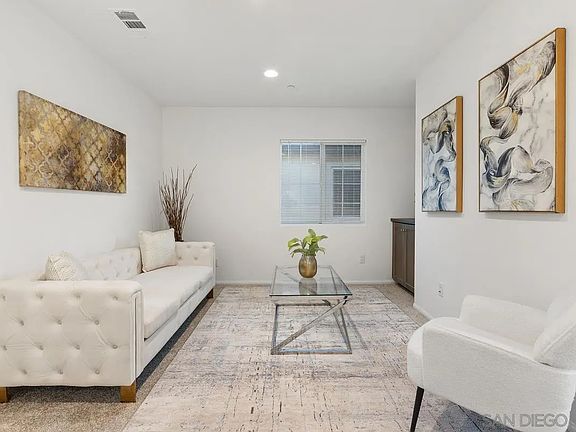 3rd image of 264 Camellia Way