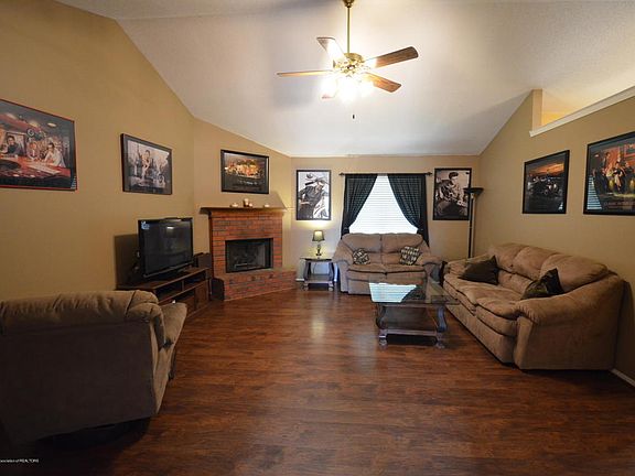 4th image of 10547 Kristen Dr