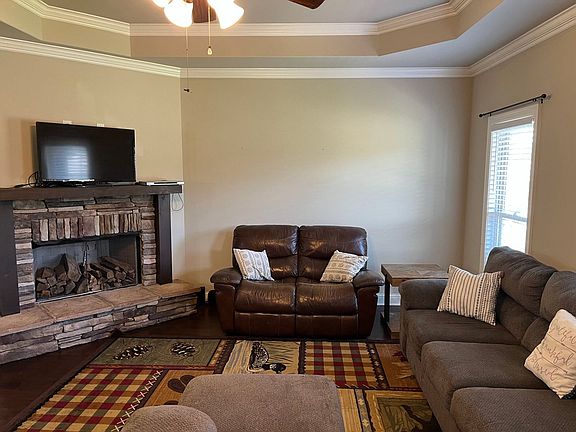 3rd image of 62 Mulder Cove Ln