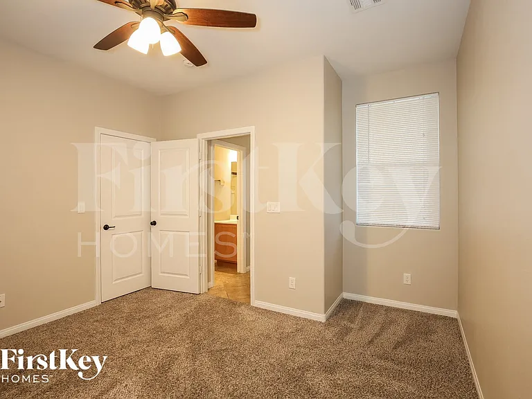 6217 Escapa Ct — Photo 12