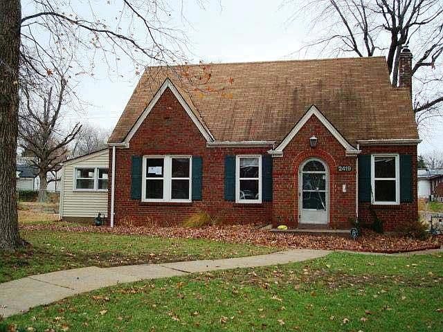 1st image of 2419 Petrova Ave