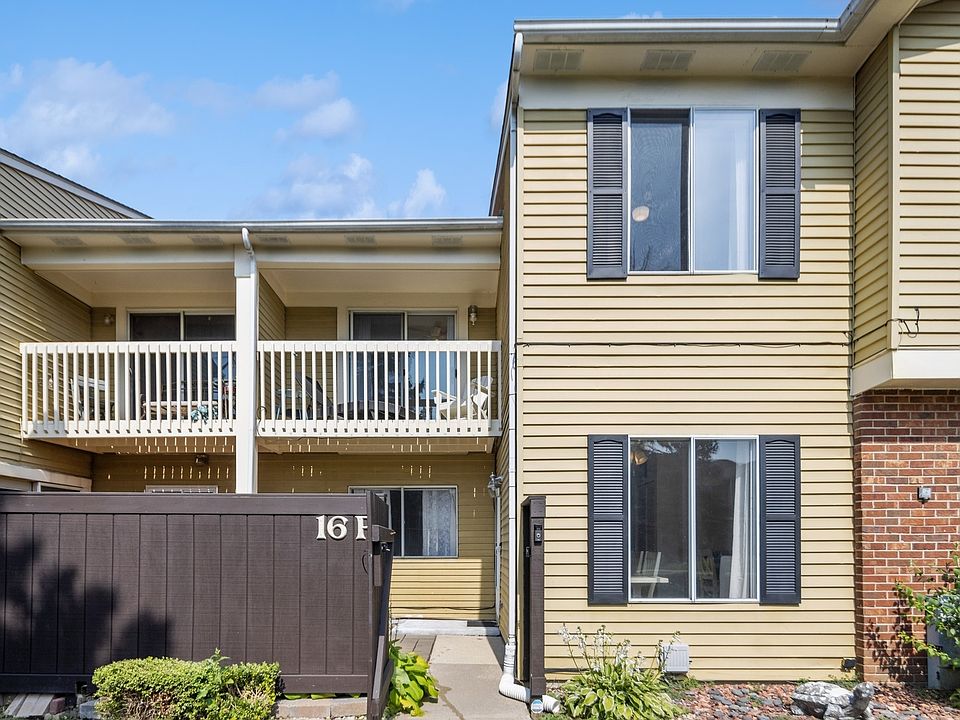 1st image of 16 Fernwood Dr #P