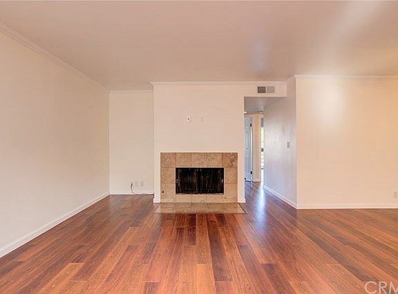 5th image of 24522 Park St