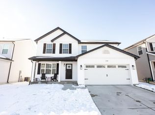 1143 Lear Ln, Mascoutah, IL
