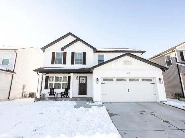 1143 Lear Ln, Mascoutah, IL 62258