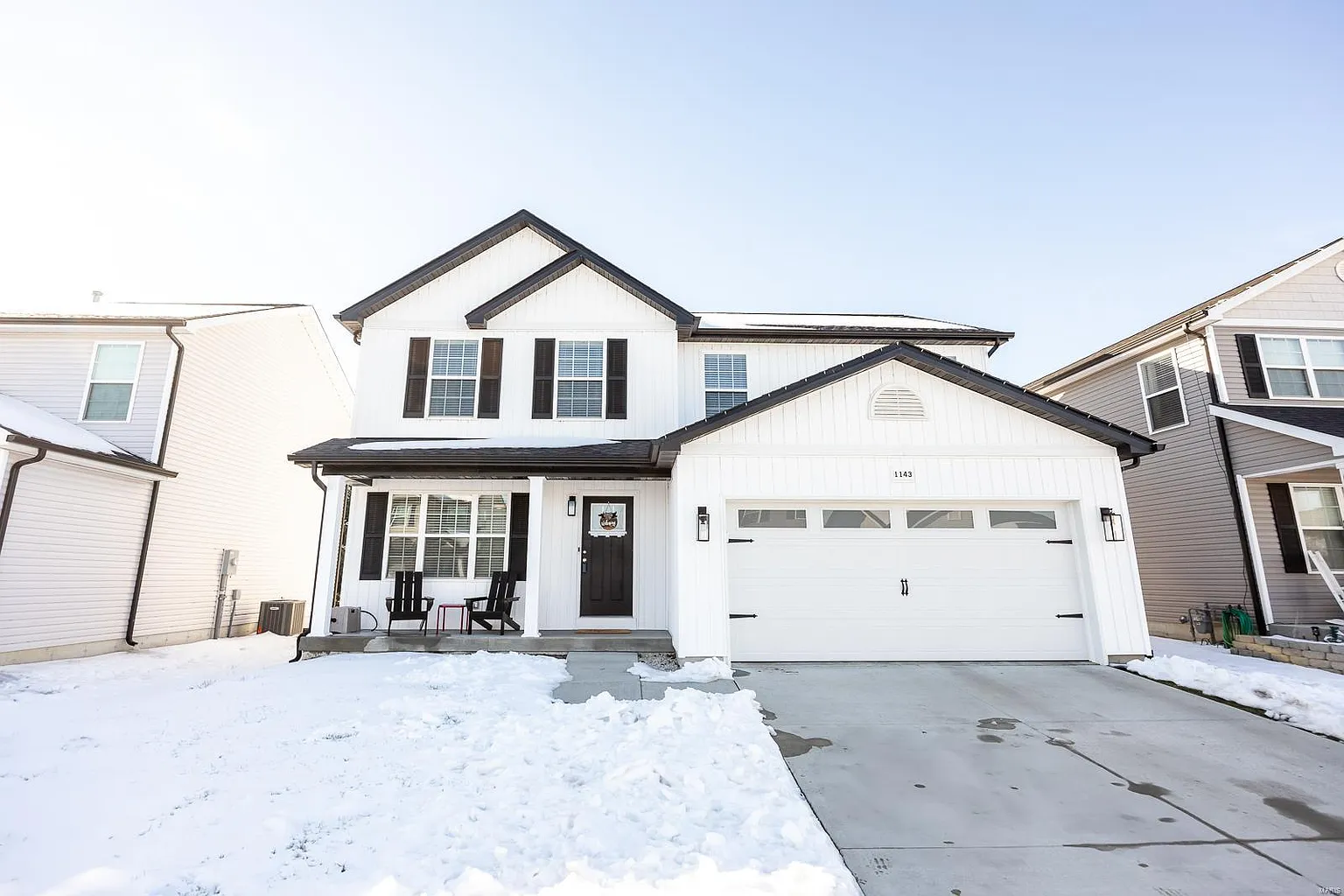 1143 Lear Ln photo 1