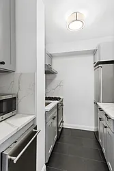 150 East 37th Street, #7F