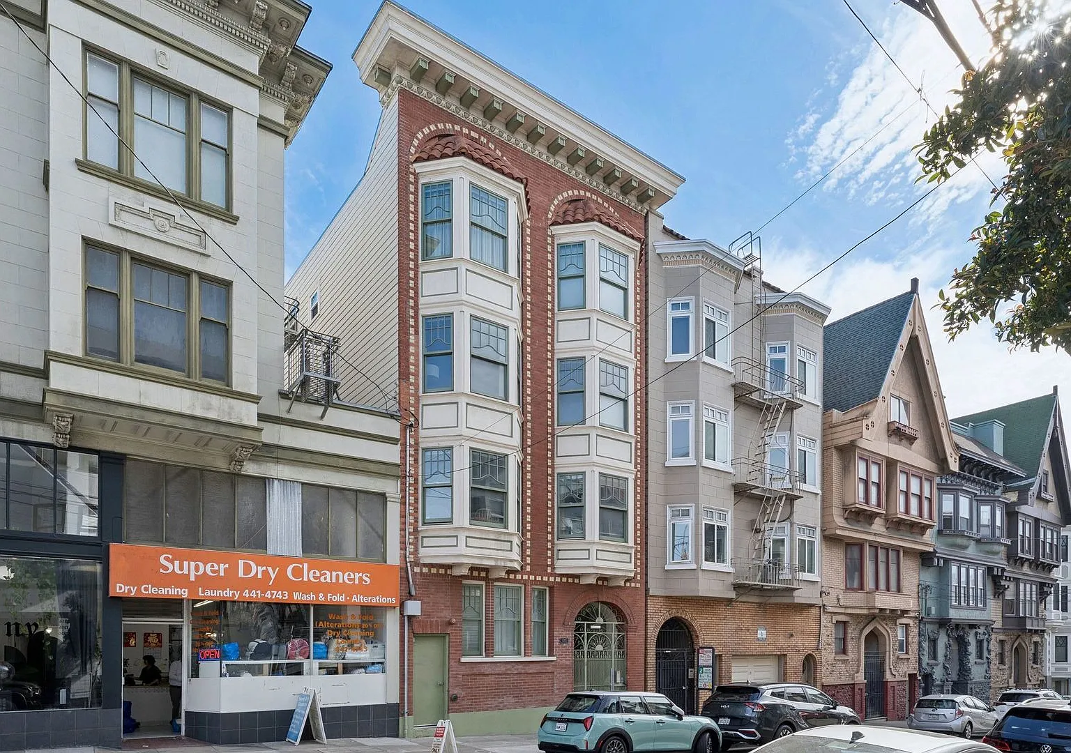 1215 Jackson Street — Photo 1