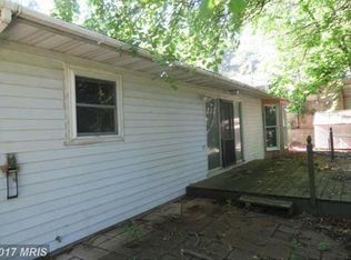 4 Gene Ave, Pasadena, MD 21122