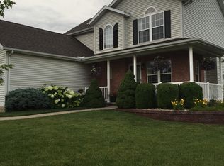 609 Bittersweet Ave, Germantown Hills, IL 61548