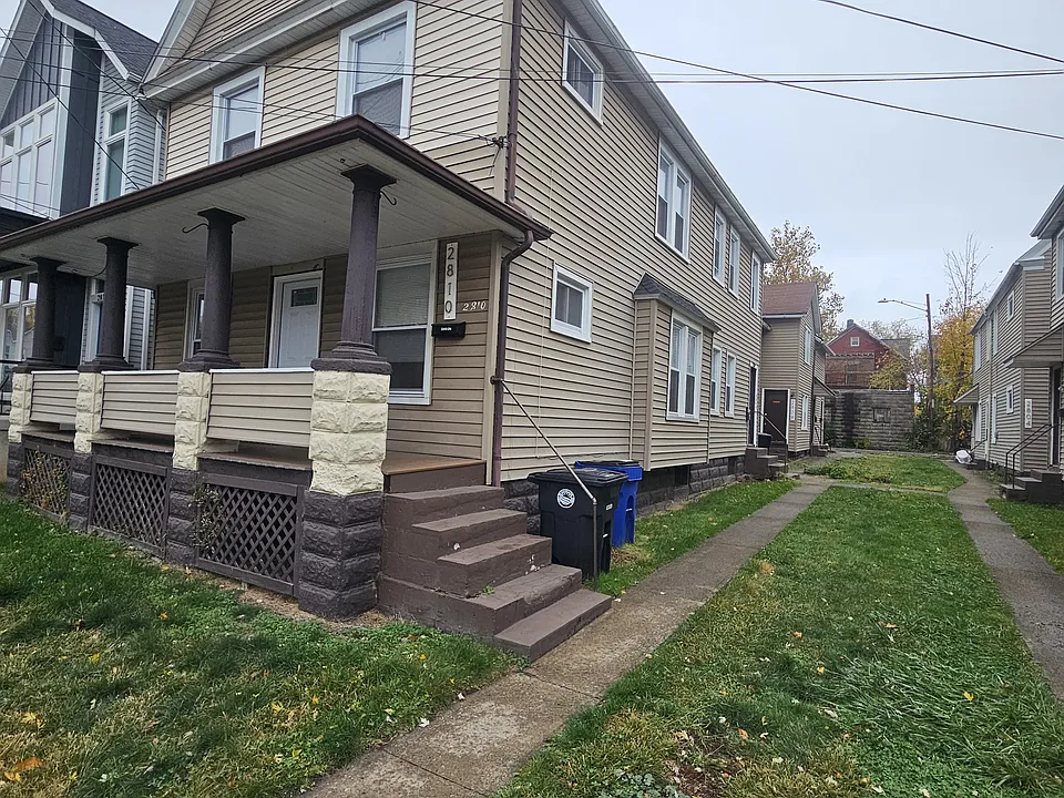 2804 York Ave. This is a charming courtyard nestled between four duplexes.