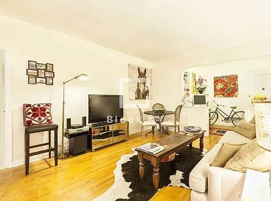 Rented by Block Holdings LLC | media 7