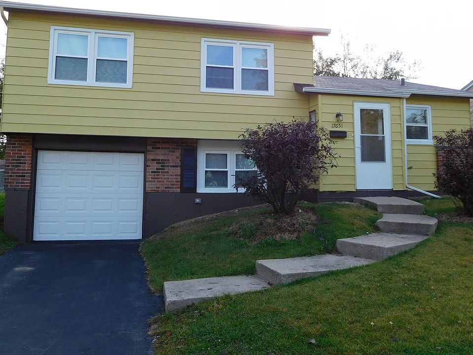 1st image of 17651 Pheasant Ln
