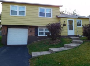 17651 Pheasant Ln, Country Club Hills, IL 60478