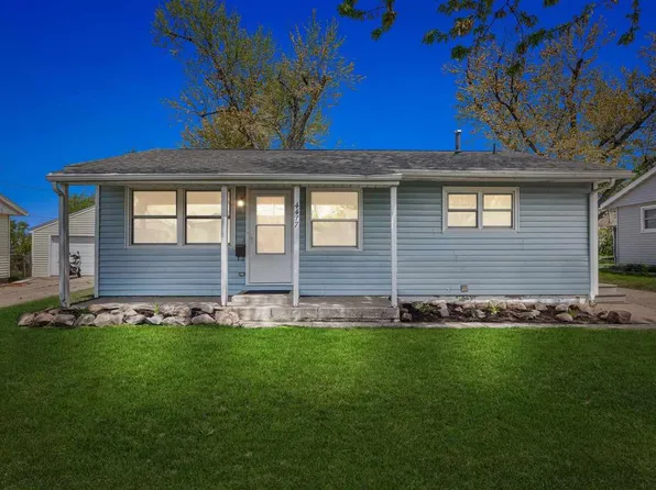 4417 Loraine St NE, Cedar Rapids, IA 52402
