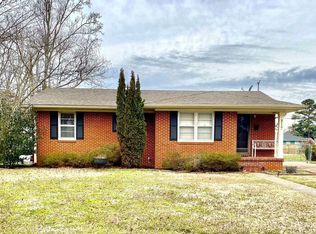 817 Chambers Dr NE, Huntsville, AL 35801