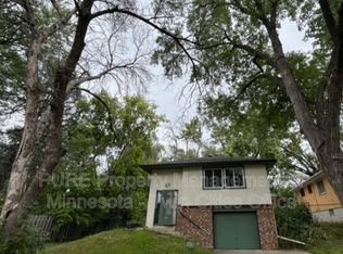 1541 Pacific St, Saint Paul, MN 55106