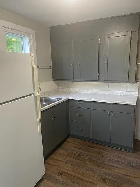 1 bed, 1000 sqft, $925 — Photo 1