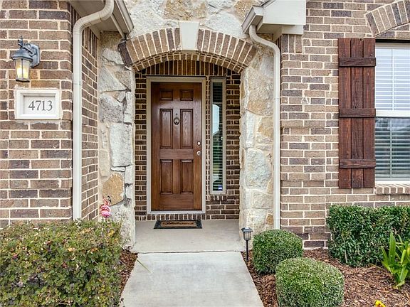 4th image of 4713 Lazy Oaks St
