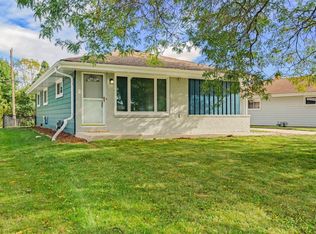 W150N8686 Wheeler Dr, Menomonee Falls, WI 53051