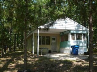 6066 Gates Rd, Houghton Lake, MI 48629