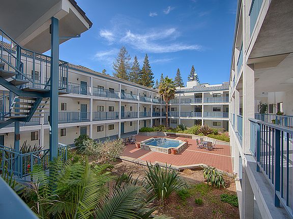 2nd image of 4685 Albany Cir APT 124