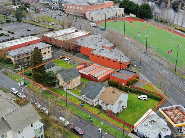 14 , 18, 22-30 W Cremona St, Seattle, WA 98119