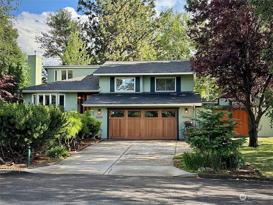 1st image of 4412 E 39th Avenue