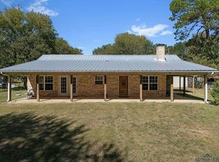 673 County Road 3829, Wills Pt, TX 75169