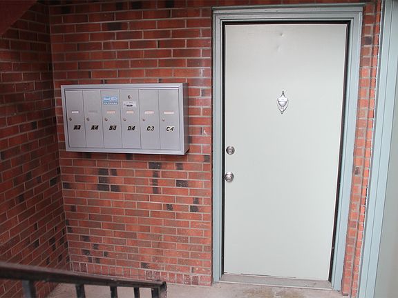2nd image of 235 E Erie Ave APT A3